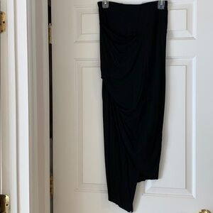 Comme Black super stretchy low high skirt  Small